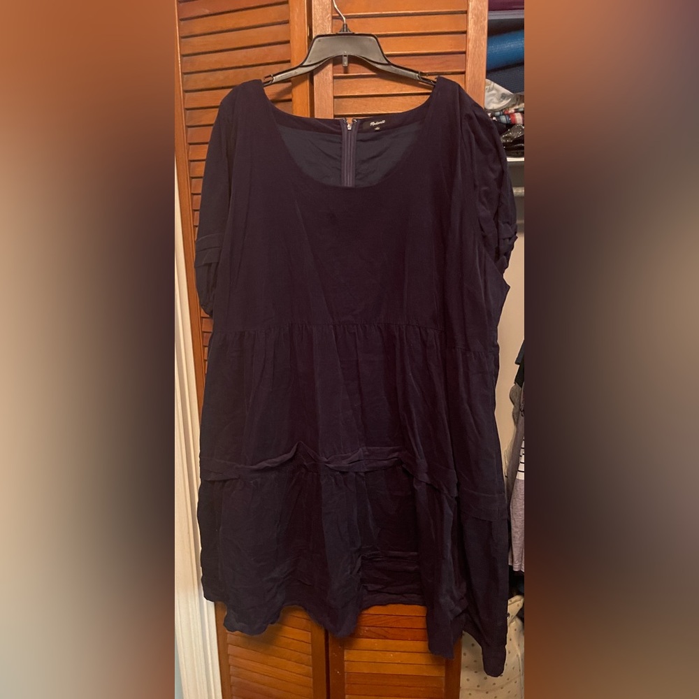 Elegant Navy Blue Women's dress